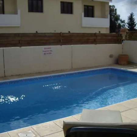 Frangipani Σπίτι διακοπών Πάφος
